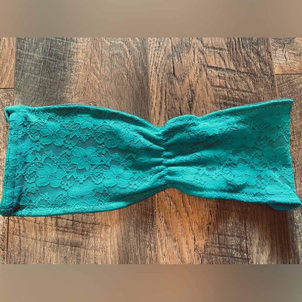 Forest green lace top size medium
